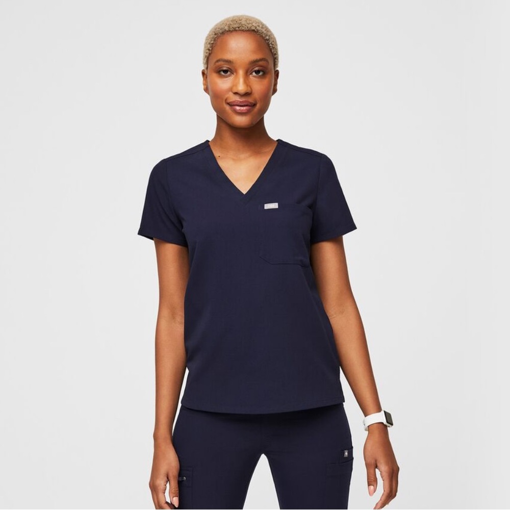 Figs Catarina One-Pocket Scrub Top